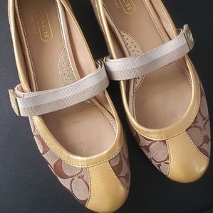 Coach Janey Flats Size 8.5